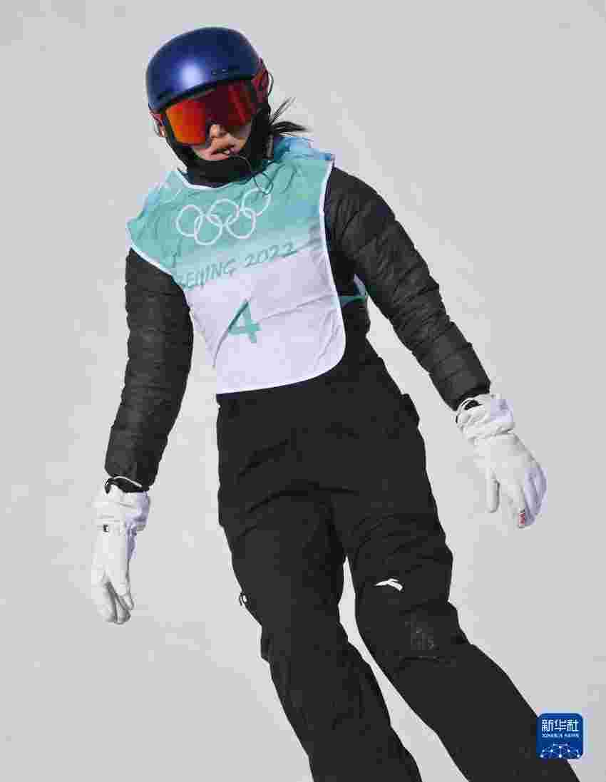 2月7日，中国选手谷爱凌参加自由式滑雪女子大跳台资格赛。